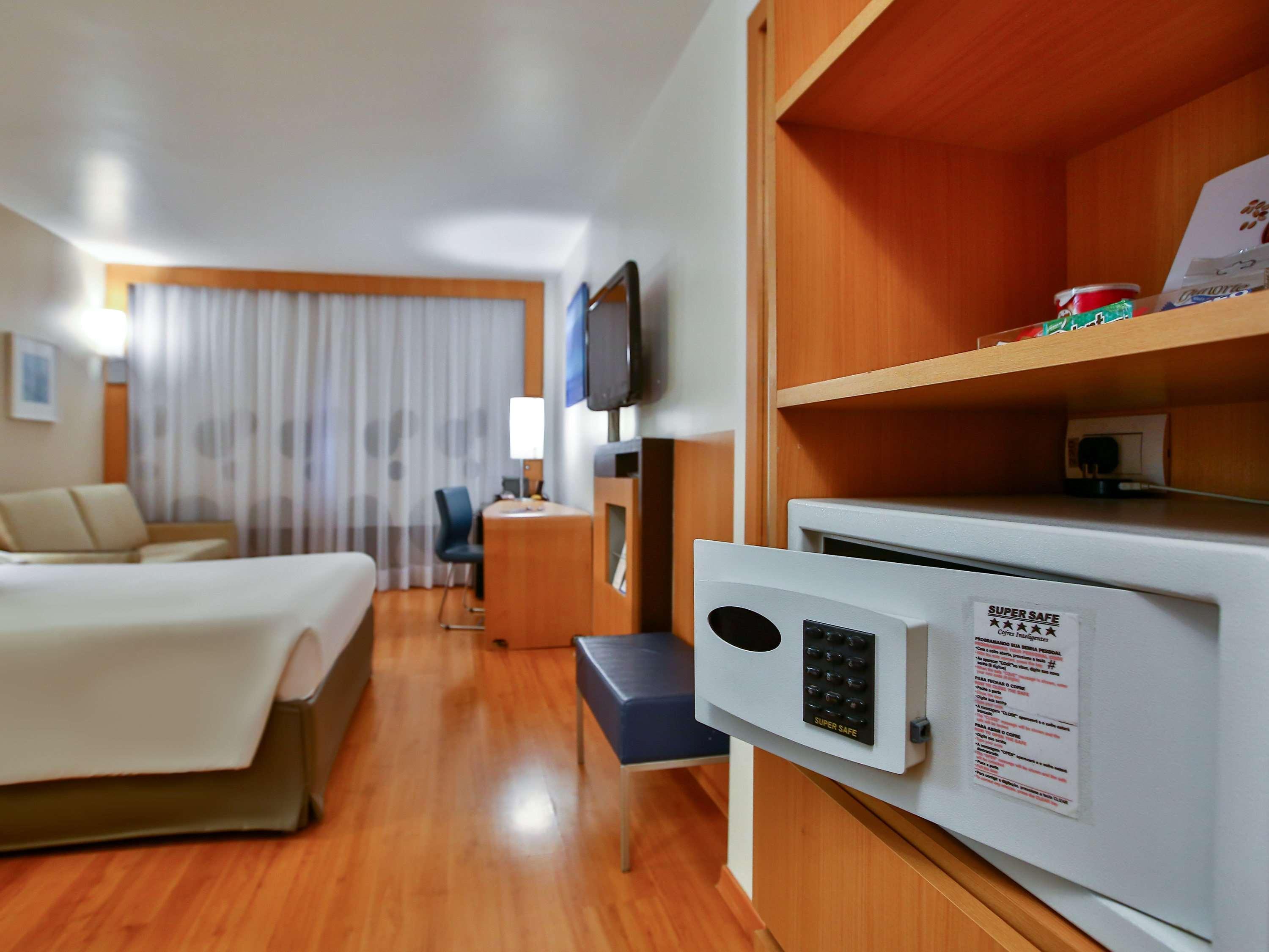 Hotel Novotel Rj Santos Dumont 4*